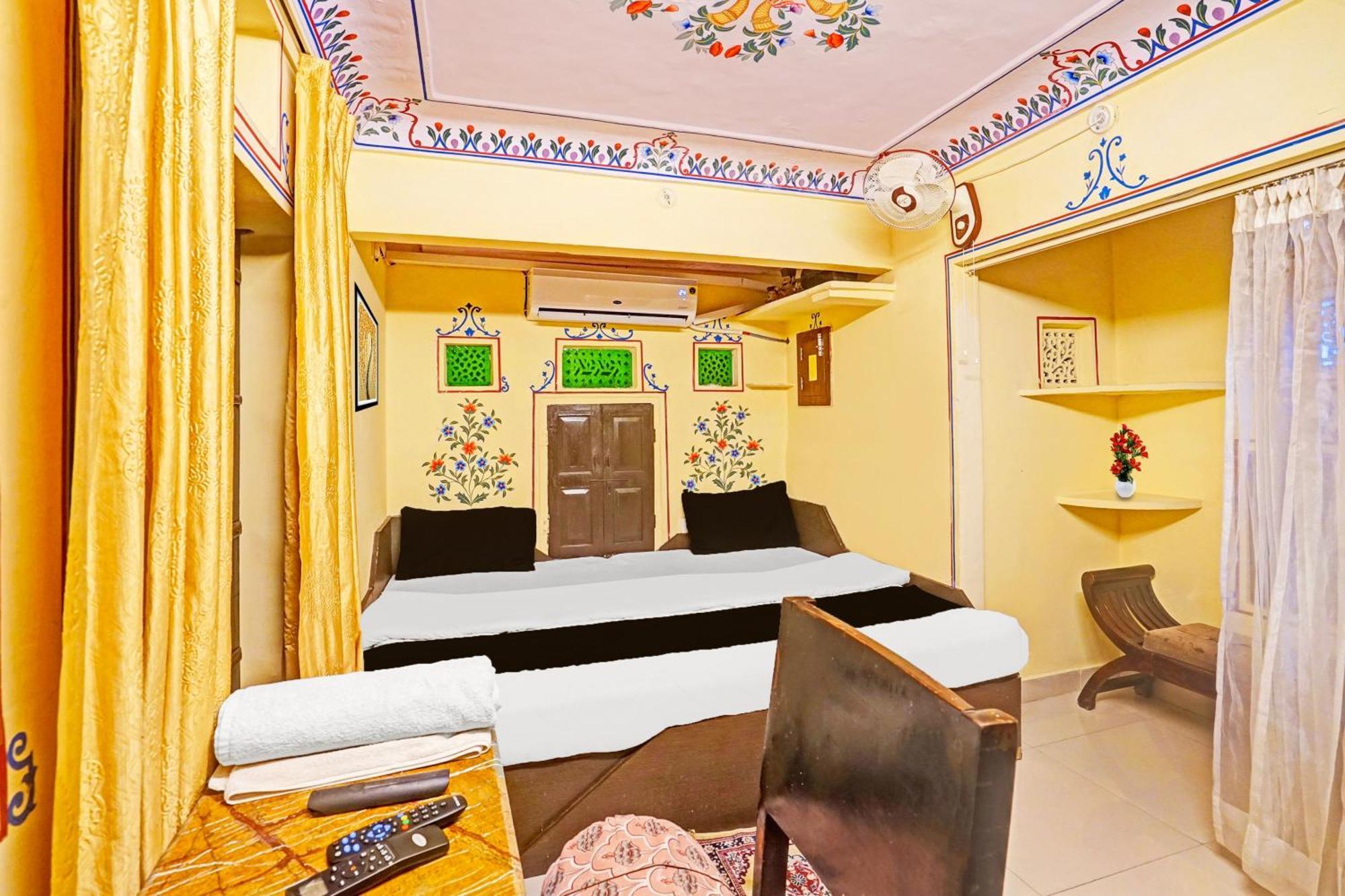 Super Collection O Ramganj Near Hawa Mahal Hotel Jaipur Eksteriør billede